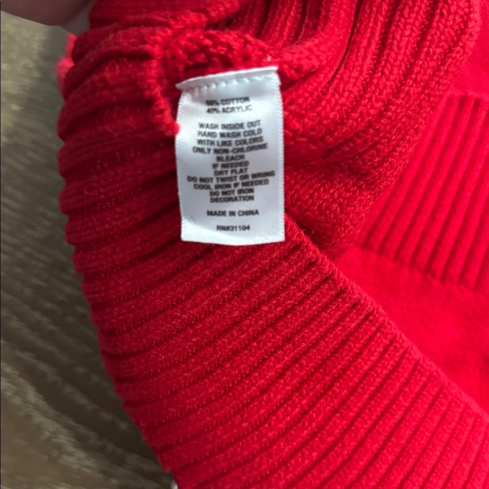 Crown & Ivy Red Cable Knit Sweater Pearl Detail Cozy Winter Top Size S - Picture 6 of 6